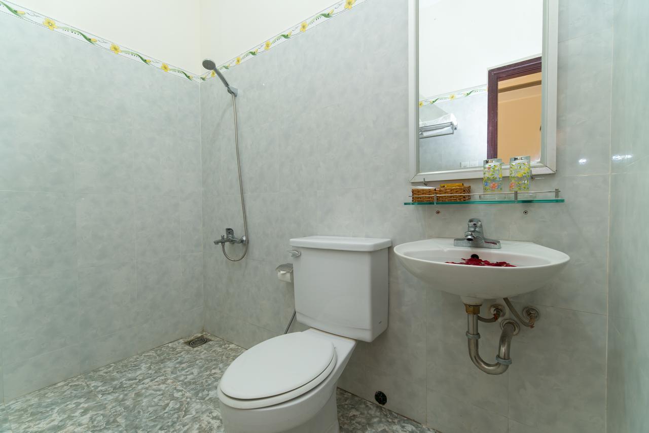 Hoa Thu Homestay Хойан Экстерьер фото